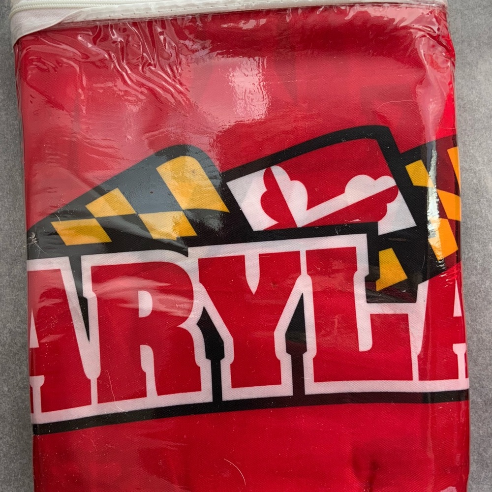 Maryland Terrapin Fabric Shower Curtain 72’ x 72” Red Multi Color NEW - Picture 6 of 7